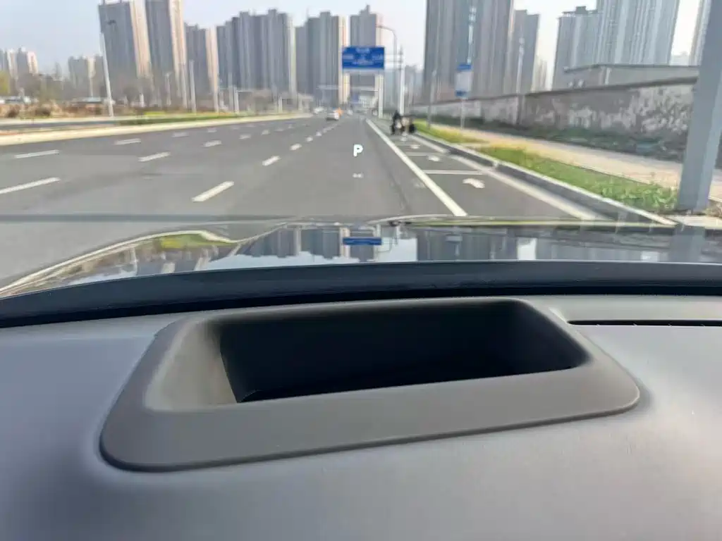 Li Auto Li L9 2024 Ultra 2025 - thumbnail 18