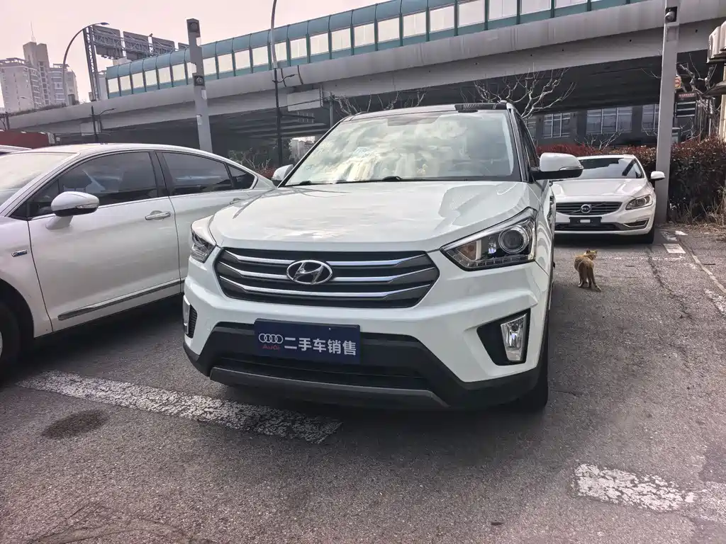 Hyundai Hyundai ix25 2016 1.6T DCT 2WD Premium DLX 2016 - thumbnail 2