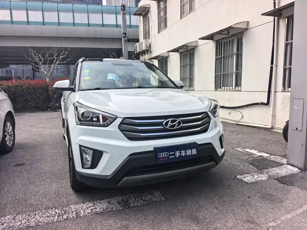 Hyundai Hyundai ix25 2016 1.6T DCT 2WD Premium DLX 2016 - thumbnail 3