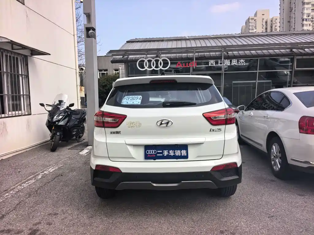 Hyundai Hyundai ix25 2016 1.6T DCT 2WD Premium DLX 2016 - thumbnail 5