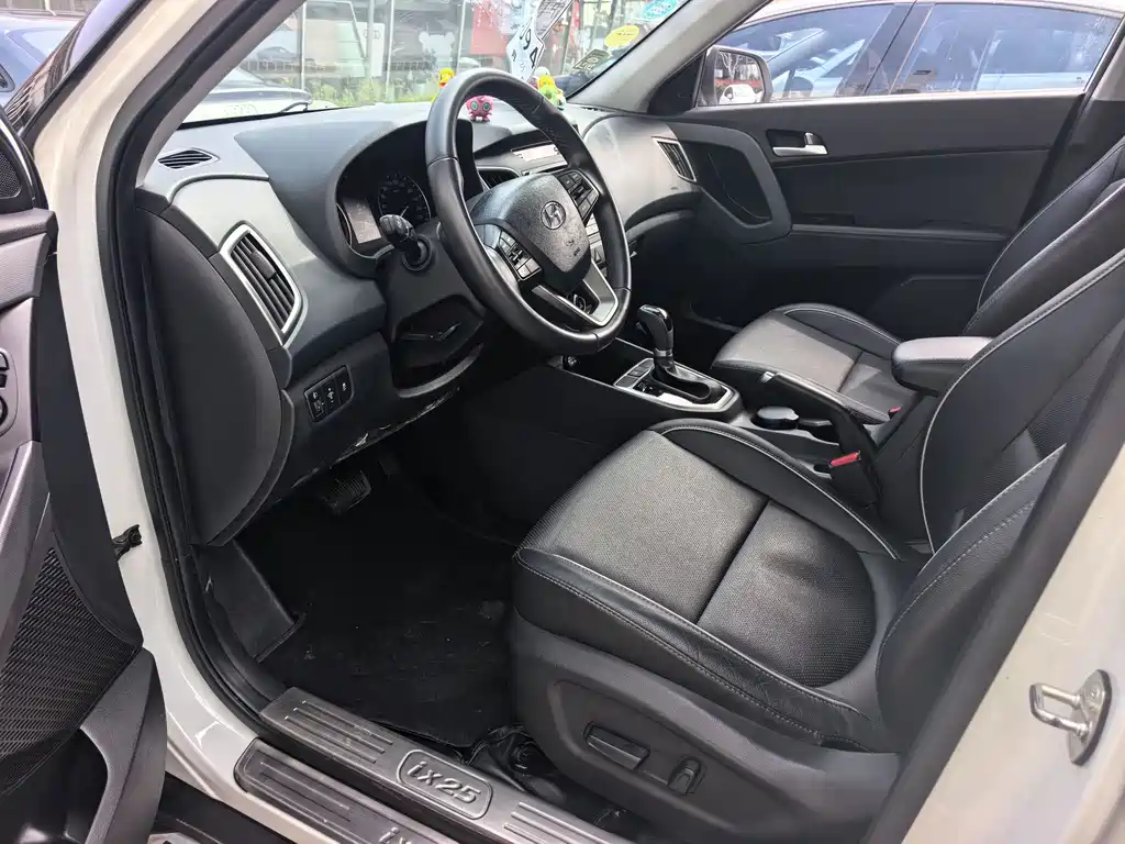Hyundai Hyundai ix25 2016 1.6T DCT 2WD Premium DLX 2016 - thumbnail 15
