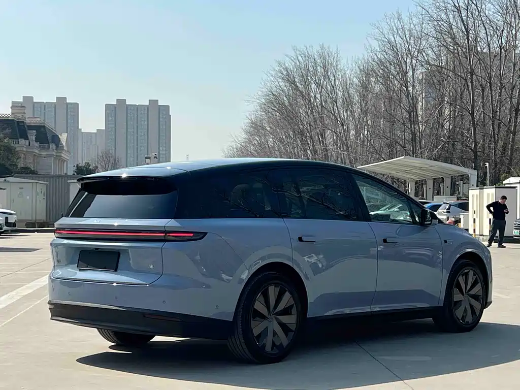 Li Auto Li i8 2025 Standard Edition 2025 - thumbnail 6