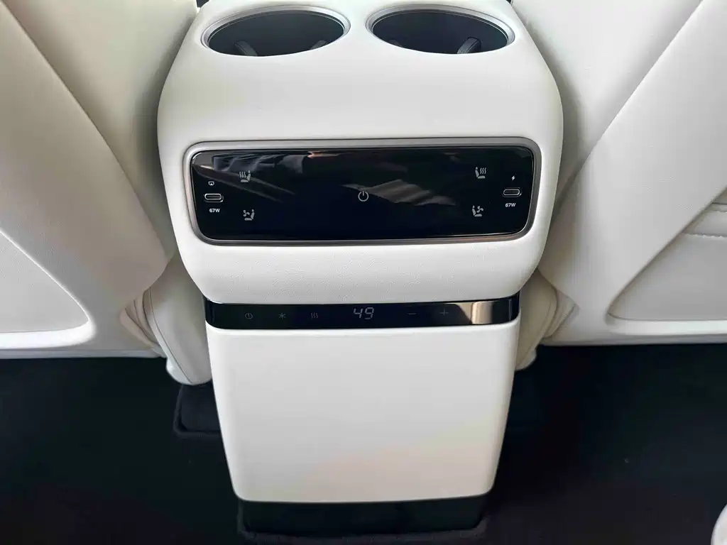 Li Auto Li i8 2025 Standard Edition 2025 - thumbnail 10