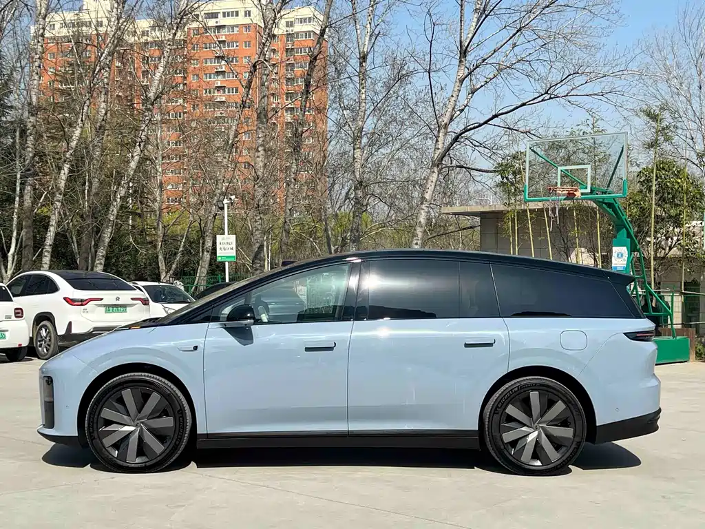 Li Auto Li i8 2025 Standard Edition 2025 - thumbnail 25