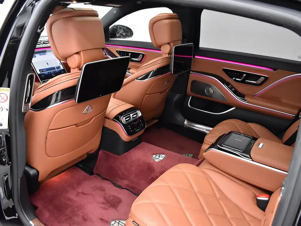 Mercedes-Benz Maybach S-Class 2022 S 480 4MATIC Intelligent Premium Special Edition 2022 - thumbnail 17