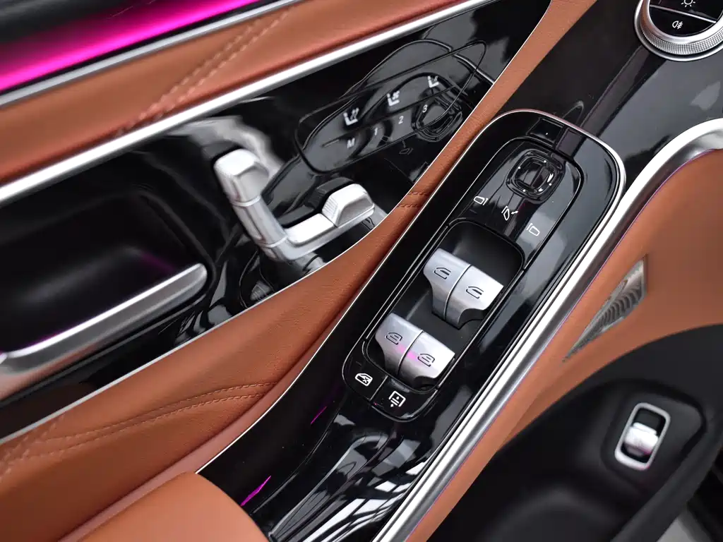 Mercedes-Benz Maybach S-Class 2022 S 480 4MATIC Intelligent Premium Special Edition 2022 - thumbnail 24