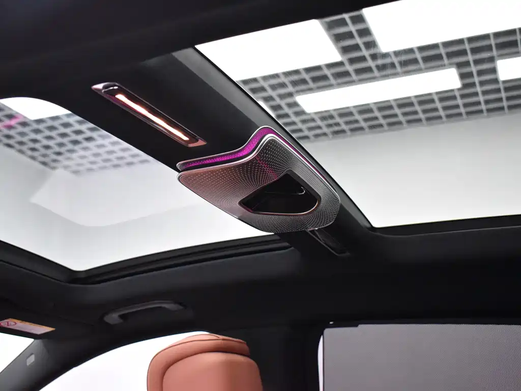 Mercedes-Benz Maybach S-Class 2022 S 480 4MATIC Intelligent Premium Special Edition 2022 - thumbnail 27