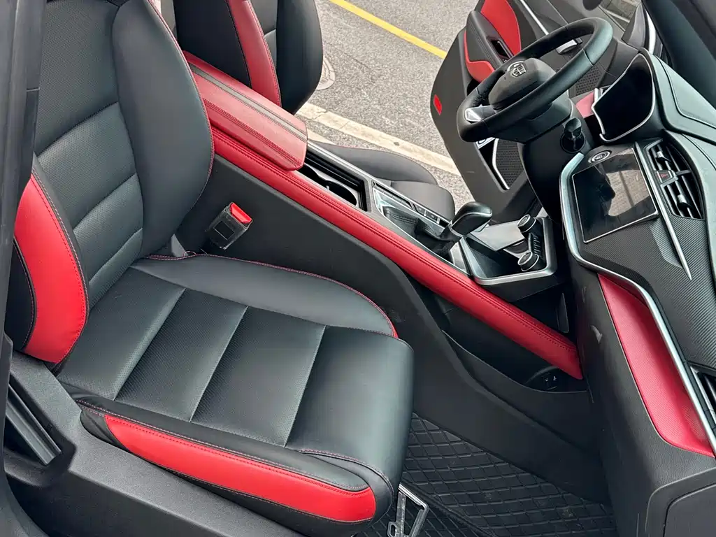 Geely Auto Emgrand 2020 facelift 1.4T CVT Asian Games Edition 2021 - thumbnail 6