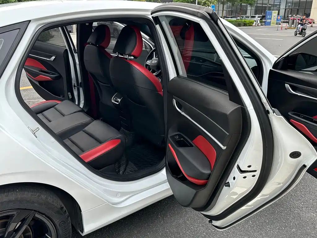 Geely Auto Emgrand 2020 facelift 1.4T CVT Asian Games Edition 2021 - thumbnail 11