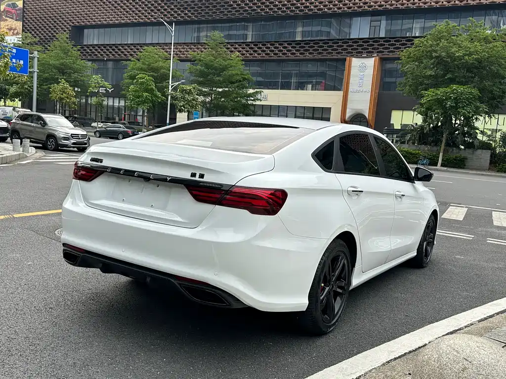 Geely Auto Emgrand 2020 facelift 1.4T CVT Asian Games Edition 2021 - thumbnail 16