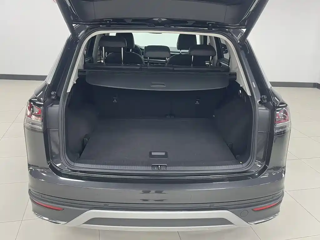 Volkswagen Tayron 2023 280TSI 2WD Luxury Plus Advanced Edition 2023 - thumbnail 8