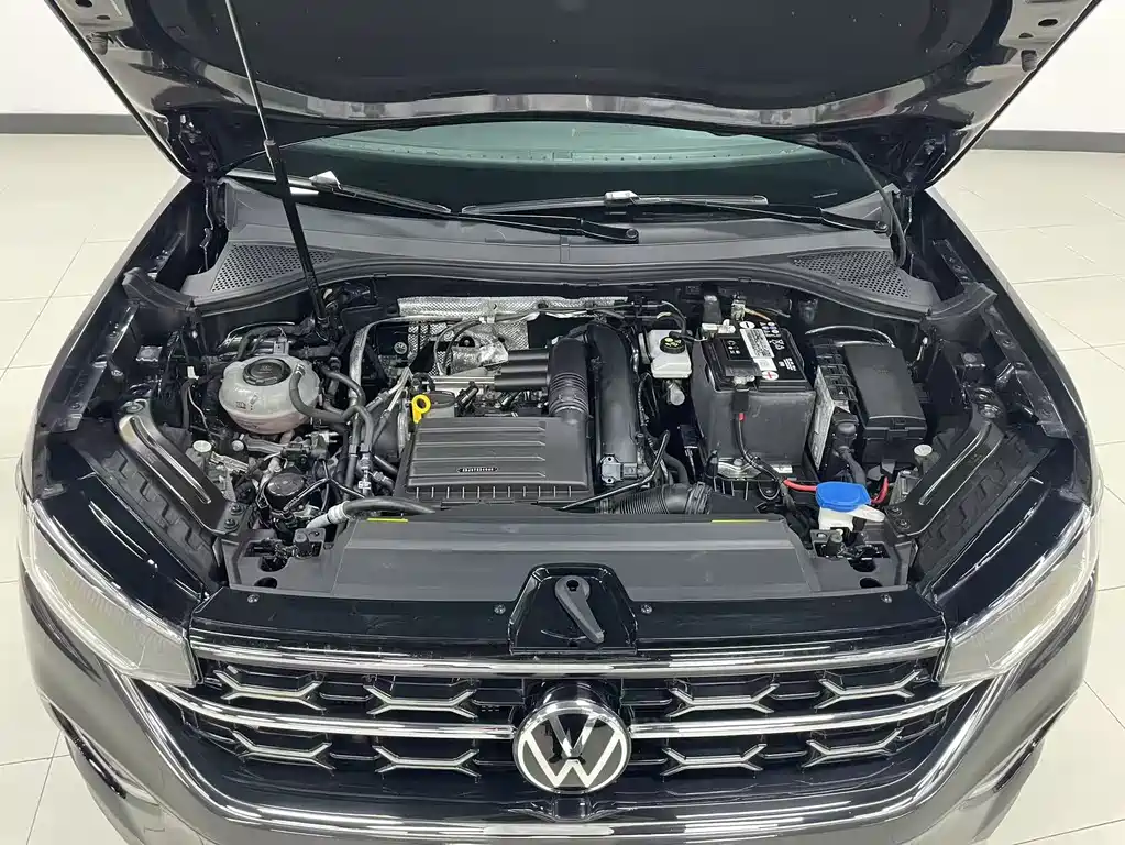 Volkswagen Tayron 2023 280TSI 2WD Luxury Plus Advanced Edition 2023 - thumbnail 9