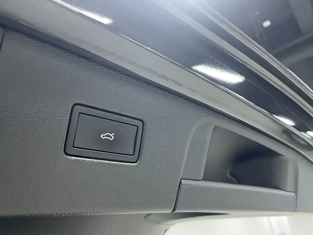 Volkswagen Tayron 2023 280TSI 2WD Luxury Plus Advanced Edition 2023 - thumbnail 18