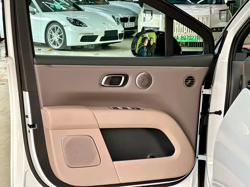 Li Auto Li Auto i6 2025 Standard Edition AWD 2025 - thumbnail 6