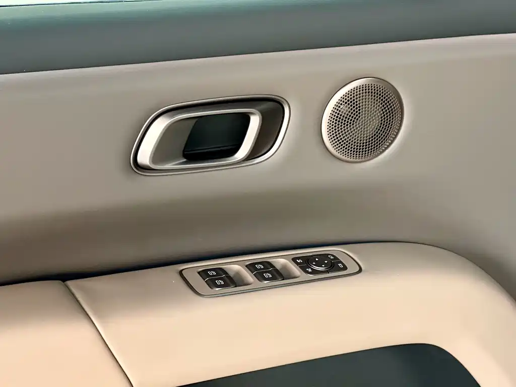 Li Auto Li Auto i6 2025 Standard Edition AWD 2025 - thumbnail 7