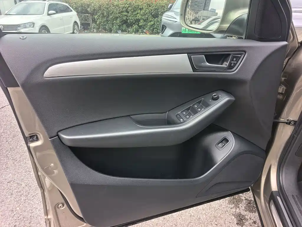 Audi Audi Q5 2012 2.0TFSI Technology Edition 2013 - thumbnail 12