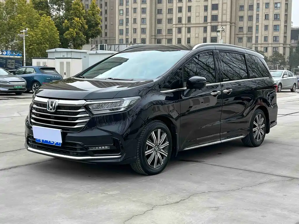Honda Honda Odyssey 2024 2.0L e:HEV Sharp Joy Edition 2025