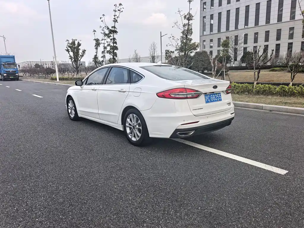 Ford Mondeo 2020 EcoBoost 180 Trend 2021 - thumbnail 14