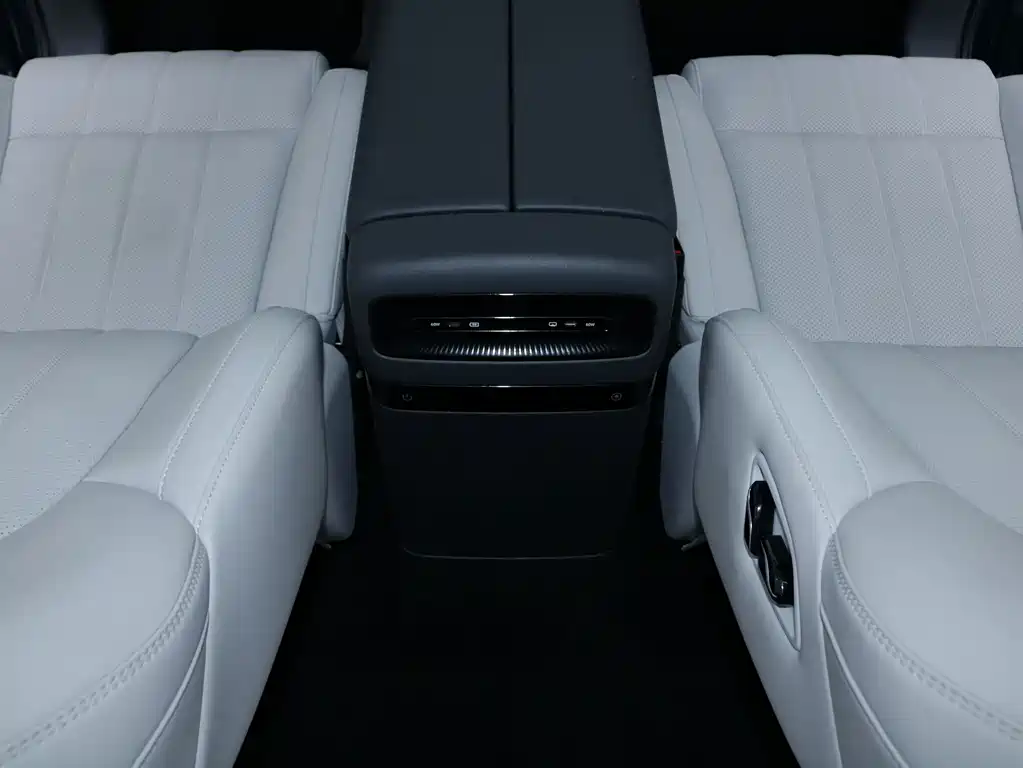 Lantu Automobile Lantu Dreamer 2025 PHEV AWD Premium Kunpeng Edition 2025 - thumbnail 16