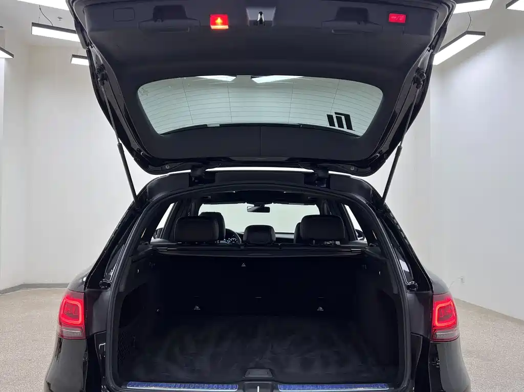 Mercedes-Benz Mercedes-Benz GLC 2022 GLC 260 L 4MATIC Sport Edition 2022 - thumbnail 30