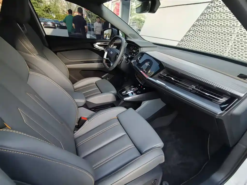 Audi Audi Q4 e-tron 2024 40 e-tron Vision Edition 2024 - thumbnail 11