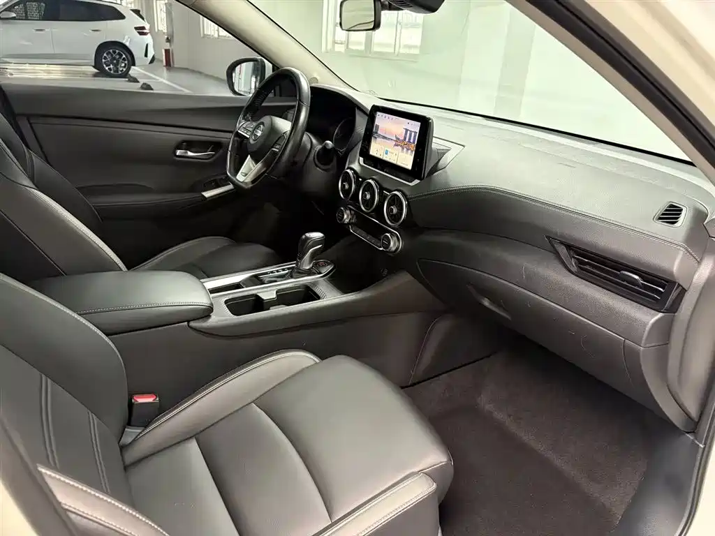 Nissan Nissan Sylphy 2021 1.6L XL CVT Comfort Edition 2020 - thumbnail 10