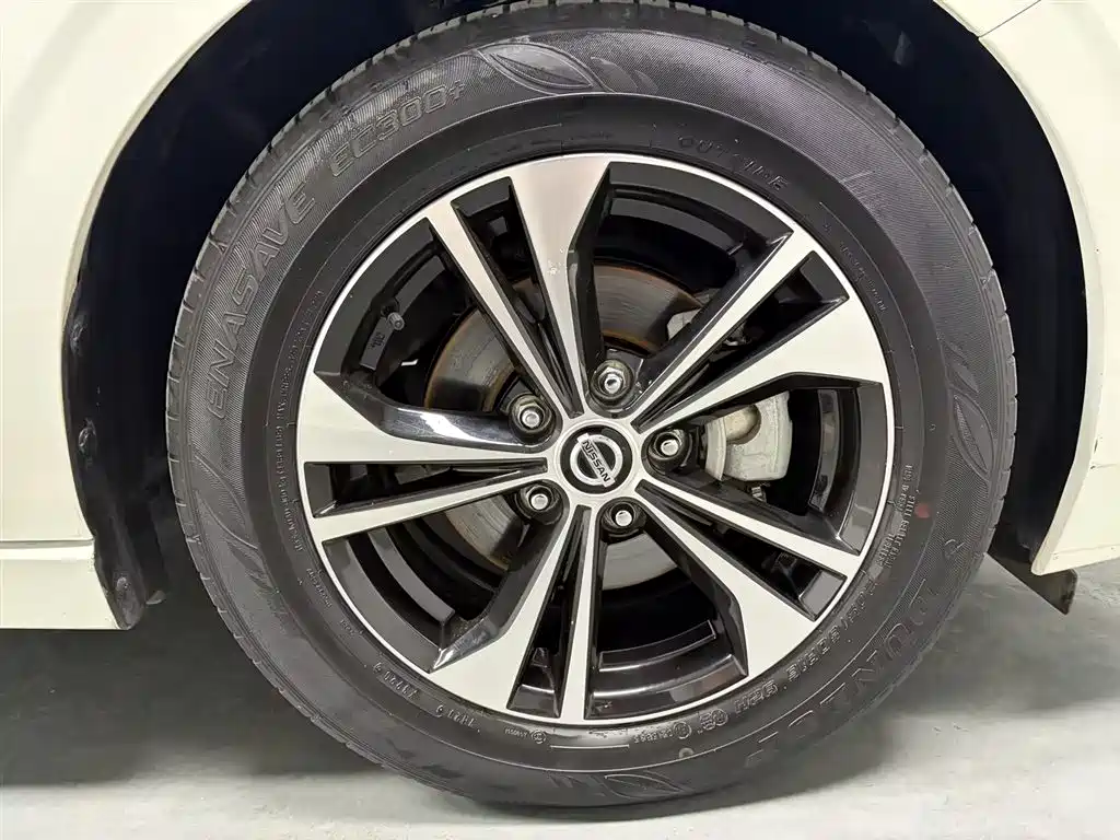 Nissan Nissan Sylphy 2021 1.6L XL CVT Comfort Edition 2020 - thumbnail 17