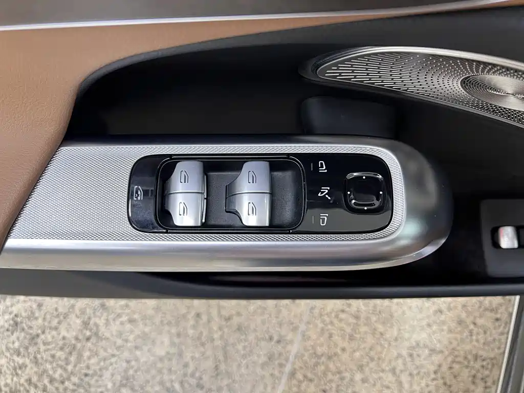 Mercedes-Benz Mercedes-Benz E-Class 2024 E 300 L Fashion Edition 2024 - thumbnail 22