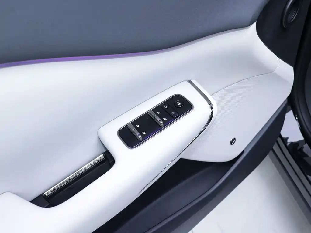 Lantu Auto Lantu Zhiyin 2024 Long Range Ultra Charging Edition 2024 - thumbnail 10