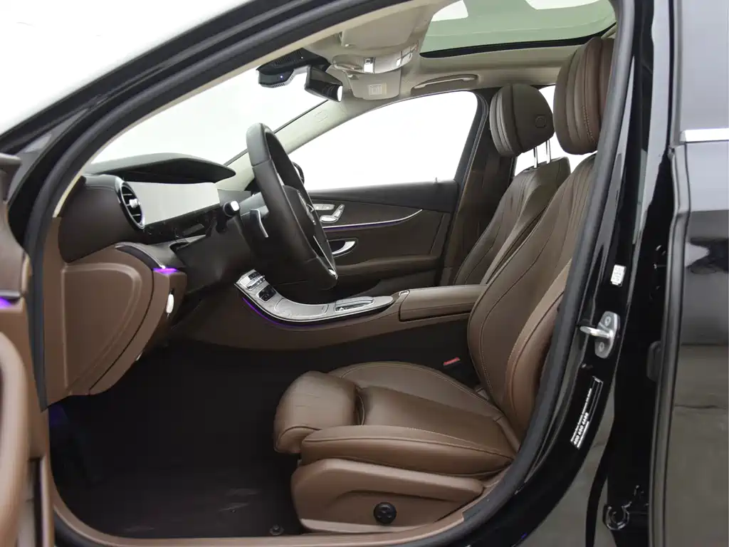 Mercedes-Benz Mercedes-Benz E-Class 2022 Model Year Facelift E 300 L Fashion Edition 2022 - thumbnail 12