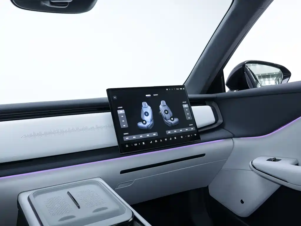 Lantu Auto Lantu Zhiyin 2024 Long Range Ultra Charging Edition 2024 - thumbnail 14