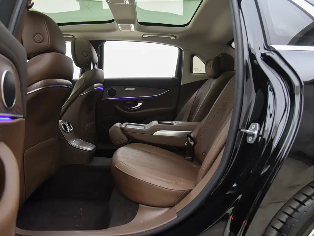 Mercedes-Benz Mercedes-Benz E-Class 2022 Model Year Facelift E 300 L Fashion Edition 2022 - thumbnail 15