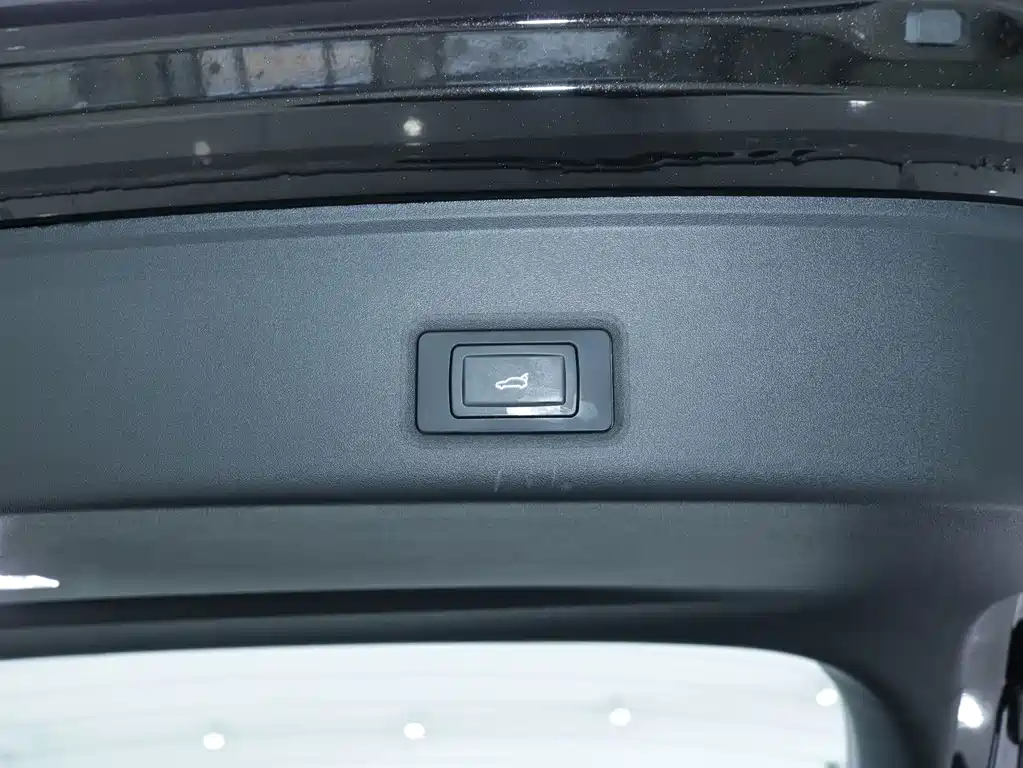Lantu Auto Lantu Zhiyin 2024 Long Range Ultra Charging Edition 2024 - thumbnail 17