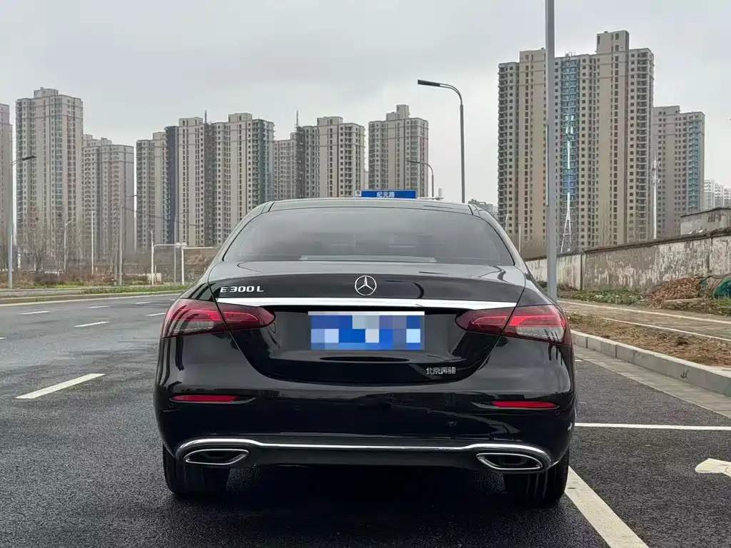Mercedes-Benz Mercedes-Benz E-Class 2022 Model Year Facelift E 300 L Fashion Edition 2022 - thumbnail 19
