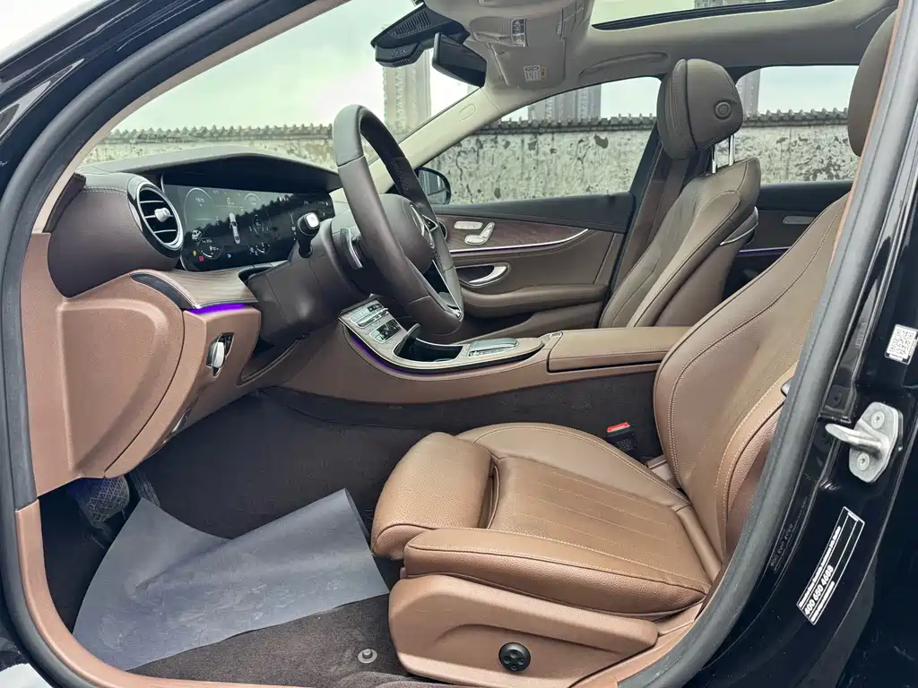 Mercedes-Benz Mercedes-Benz E-Class 2022 Model Year Facelift E 300 L Fashion Edition 2022 - thumbnail 28