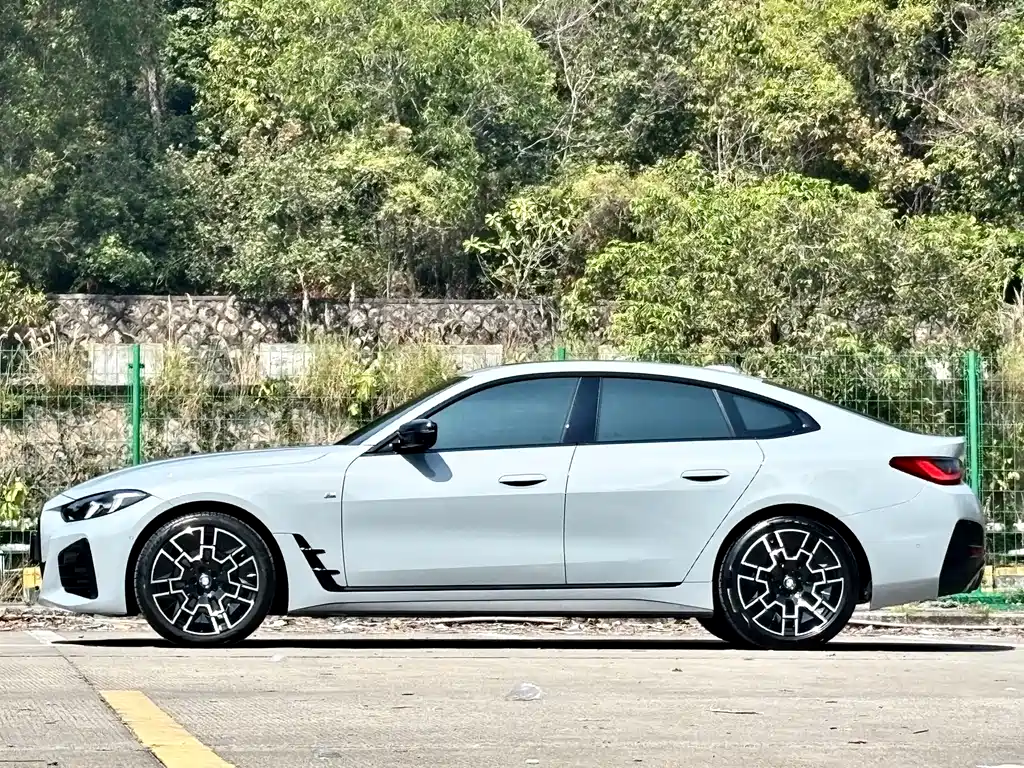 BMW BMW 4 Series 2024 430i Gran Coupe M Sport Shadowline Package 2025 - thumbnail 22
