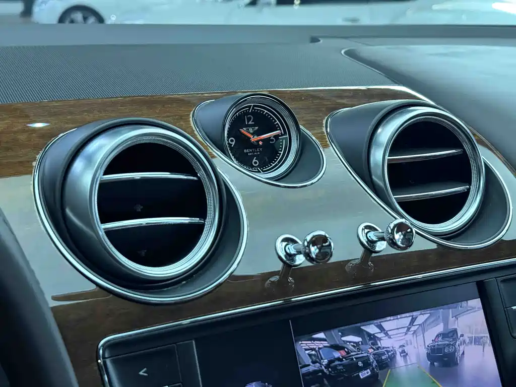 Bentley Bentayga 2018 4.0T V8 2019 - thumbnail 12