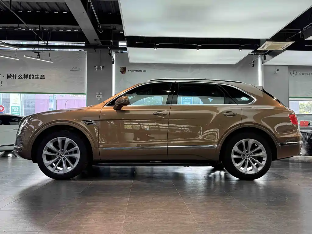 Bentley Bentayga 2018 4.0T V8 2019 - thumbnail 19