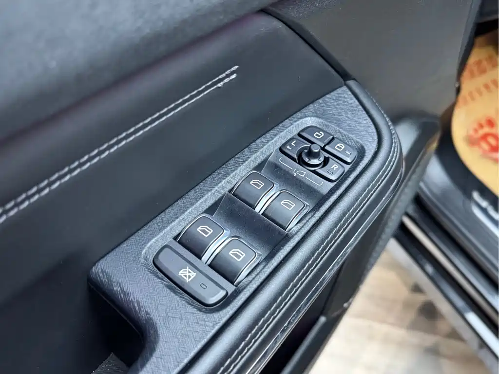 Lynk & Co Lynk & Co 01 2021 2.0TD FWD Pro 2022 - thumbnail 13