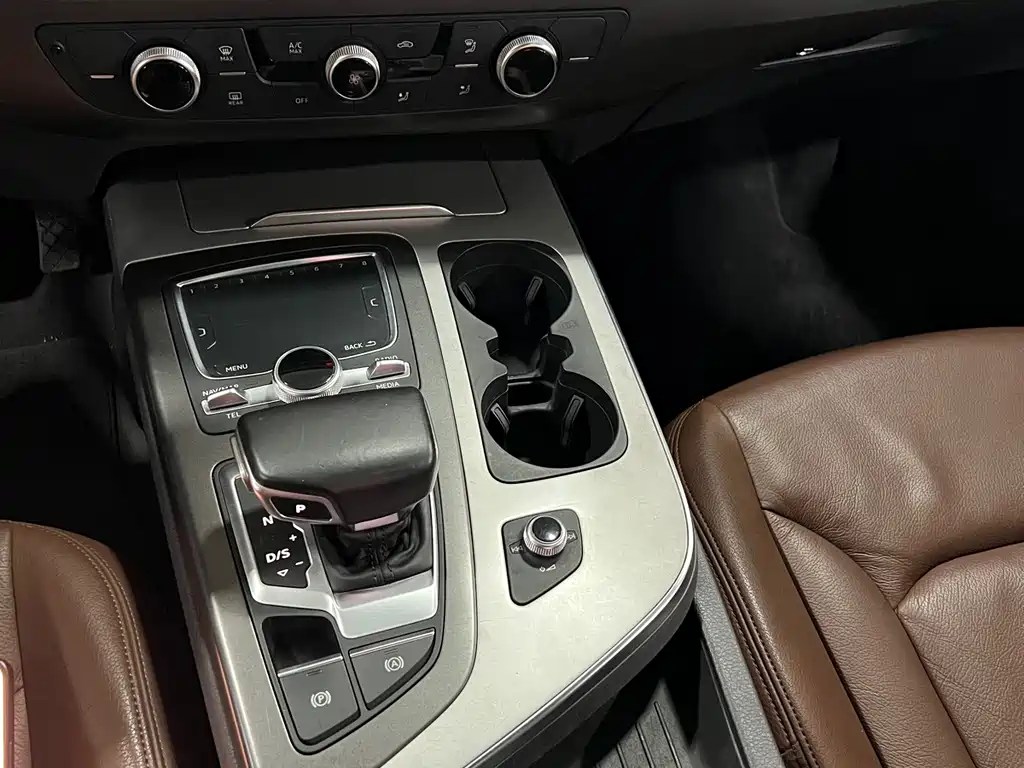 Audi Audi Q7 2016 45 TFSI Technology Edition 2016 - thumbnail 14