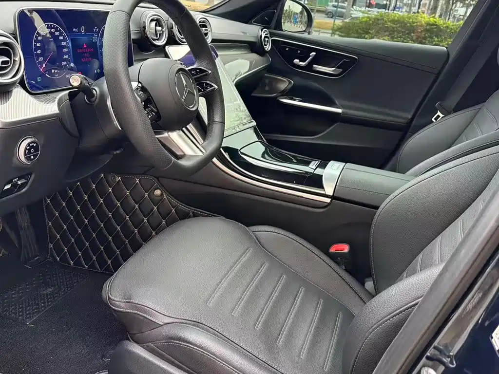 Mercedes-Benz Mercedes-Benz C-Class 2023 C 260 L Night Sport Edition 2023 - thumbnail 6