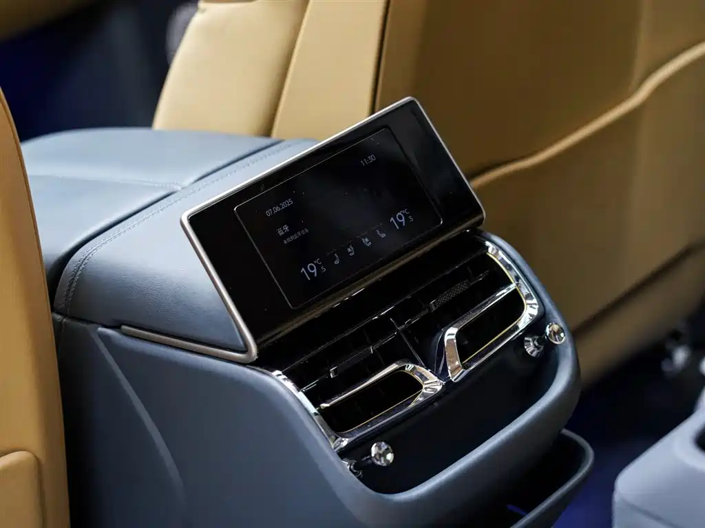 Bentley Bentley Flying Spur 2020 6.0T W12 Standard Edition 2021 - thumbnail 14