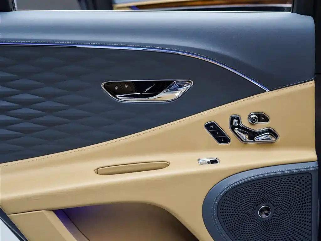 Bentley Bentley Flying Spur 2020 6.0T W12 Standard Edition 2021 - thumbnail 15
