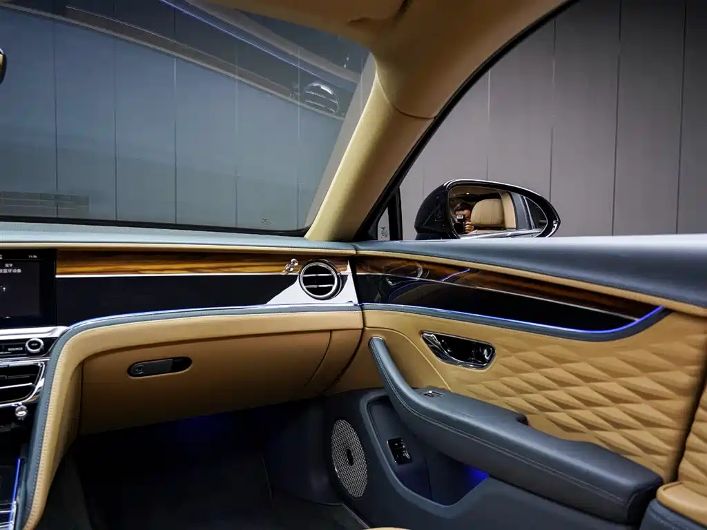 Bentley Bentley Flying Spur 2020 6.0T W12 Standard Edition 2021 - thumbnail 23