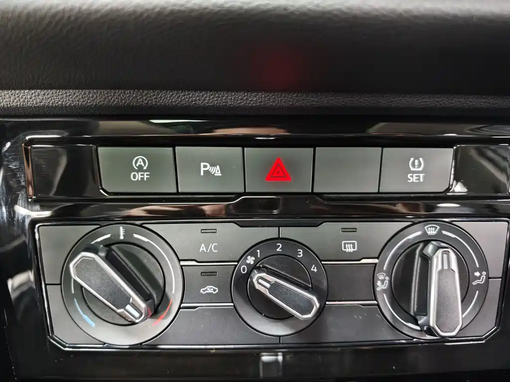 Jetta Jetta VS7 2021 1.4T Automatic Comfort Edition 2022 - thumbnail 16