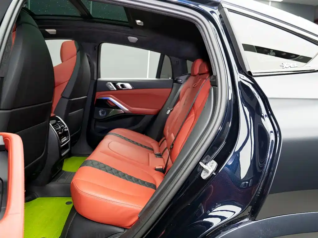 BMW BMW X6 M 2023 X6 M Thunder Edition 2024 - thumbnail 11