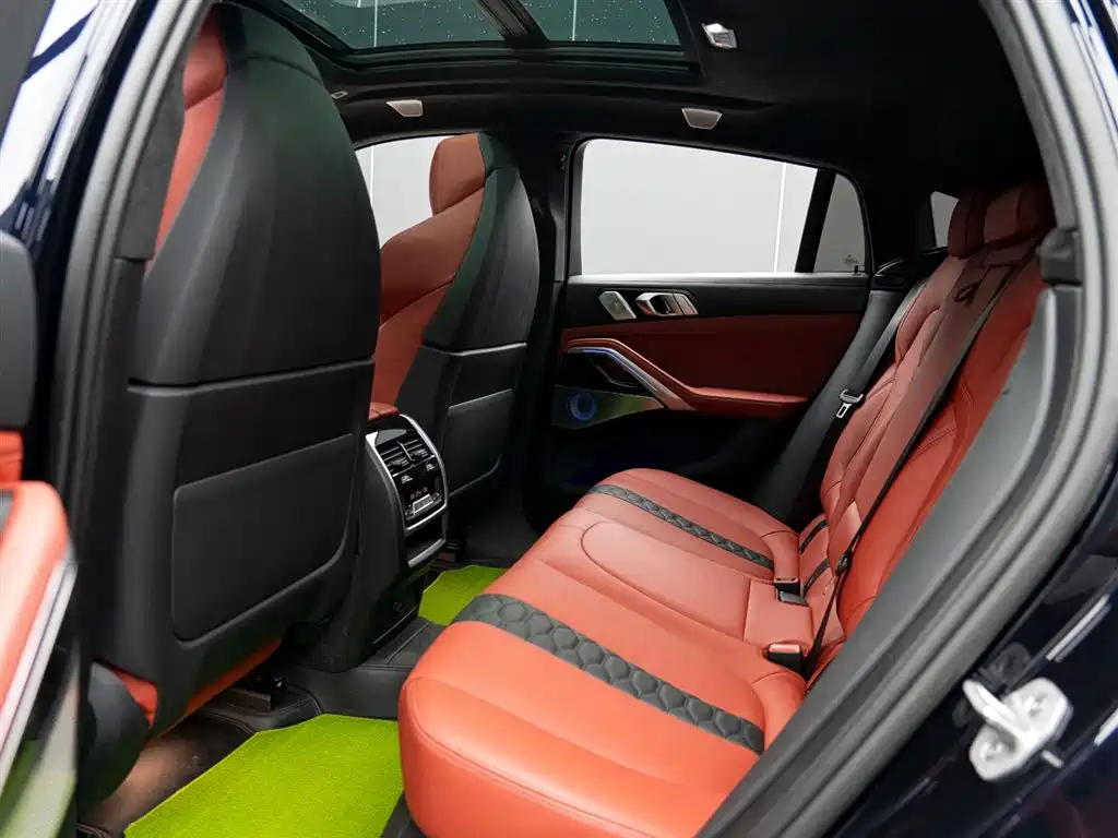 BMW BMW X6 M 2023 X6 M Thunder Edition 2024 - thumbnail 12