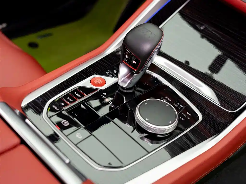 BMW BMW X6 M 2023 X6 M Thunder Edition 2024 - thumbnail 18
