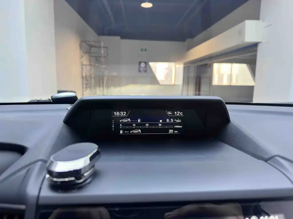 Subaru Subaru Forester 2021 2.0i Luxury Edition EyeSight 2021 - thumbnail 13