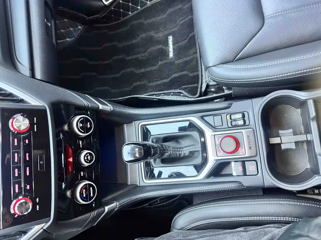 Subaru Subaru Forester 2021 2.0i Luxury Edition EyeSight 2021 - thumbnail 18